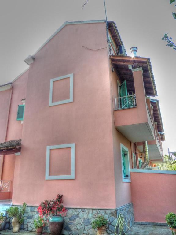 Villa Marina Ipsos Bagian luar foto