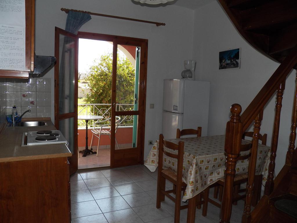 Villa Marina Ipsos Bagian luar foto
