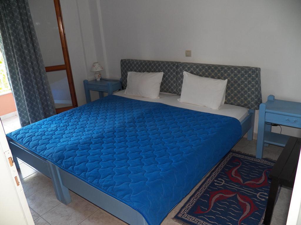 Villa Marina Ipsos Bagian luar foto